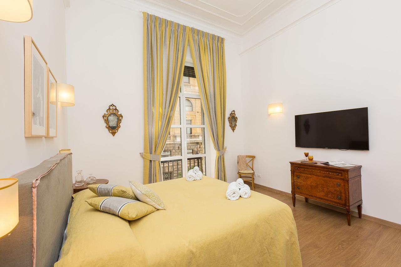 Prestigious Apartment via Barberini Rom Exterior foto