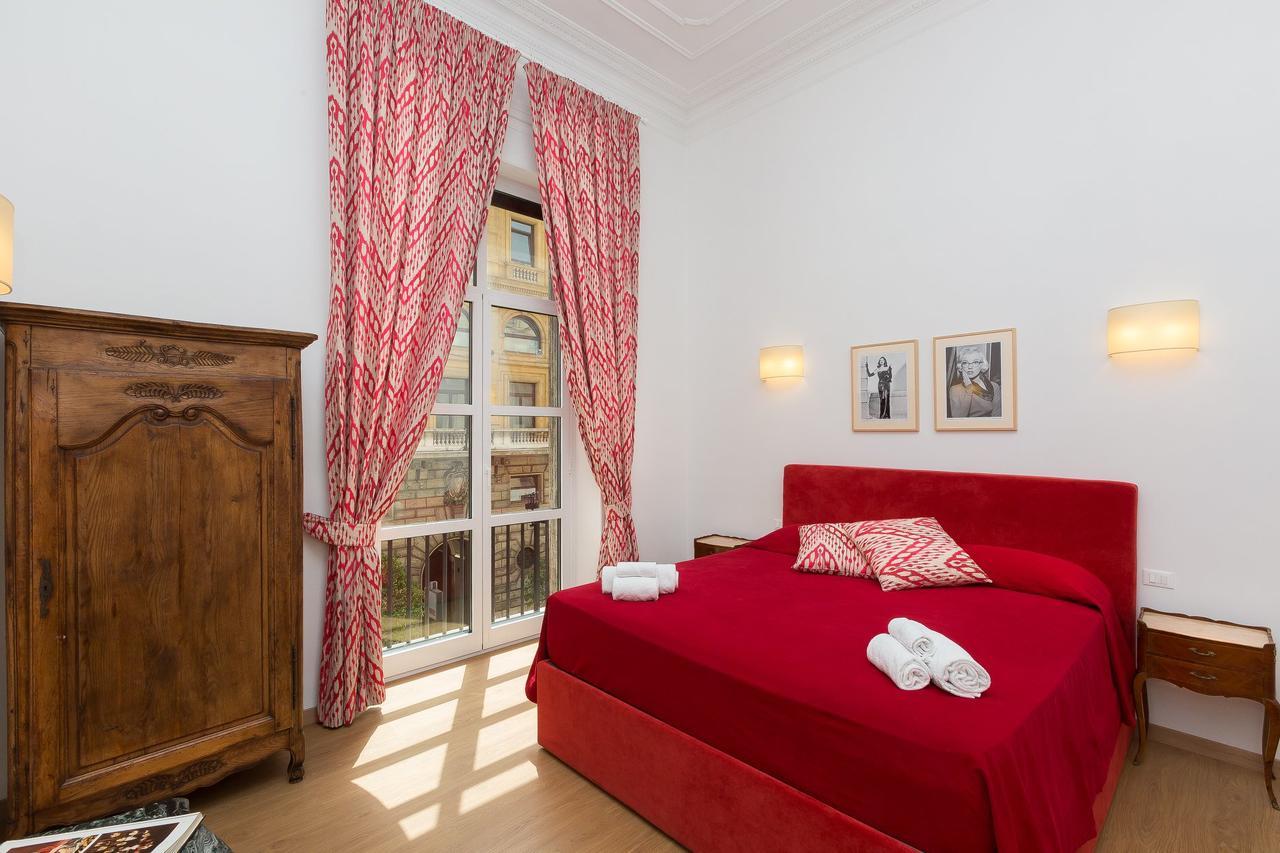 Prestigious Apartment via Barberini Rom Exterior foto